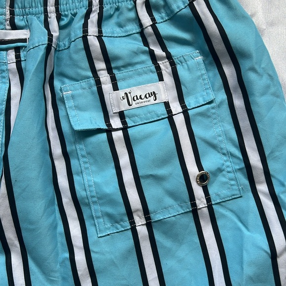 Vacay Men’s Swim Trunks | Swim Shorts | 34” waist - Picture 4 of 5